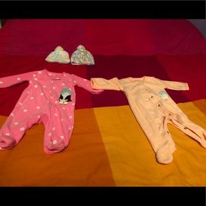 Newborn (5-8lbs) winter footie pajamas & hats